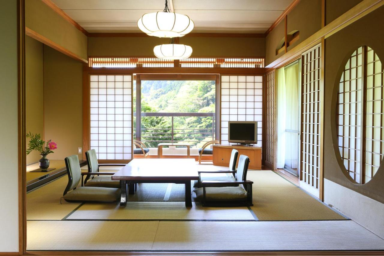 Hotel Sansuirou à Yugawara Extérieur photo