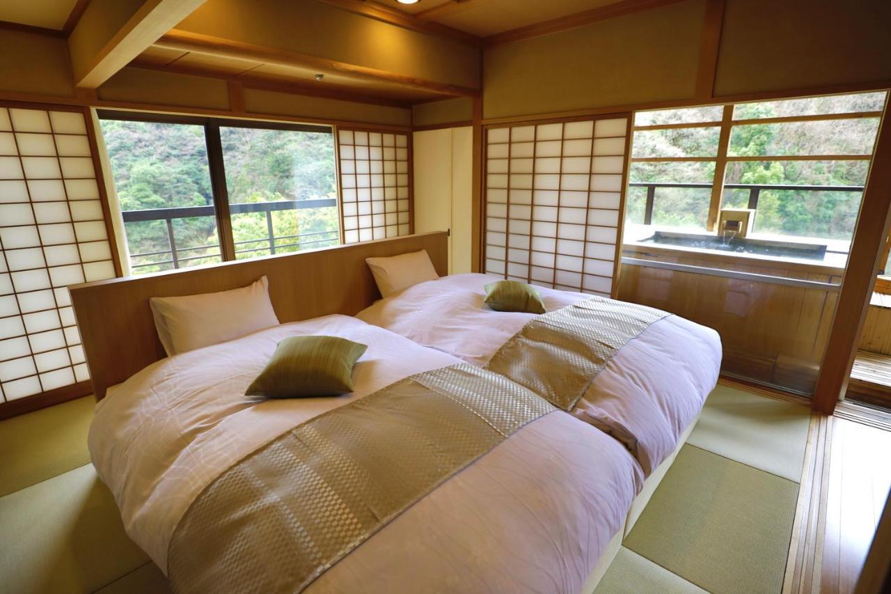 Hotel Sansuirou à Yugawara Extérieur photo