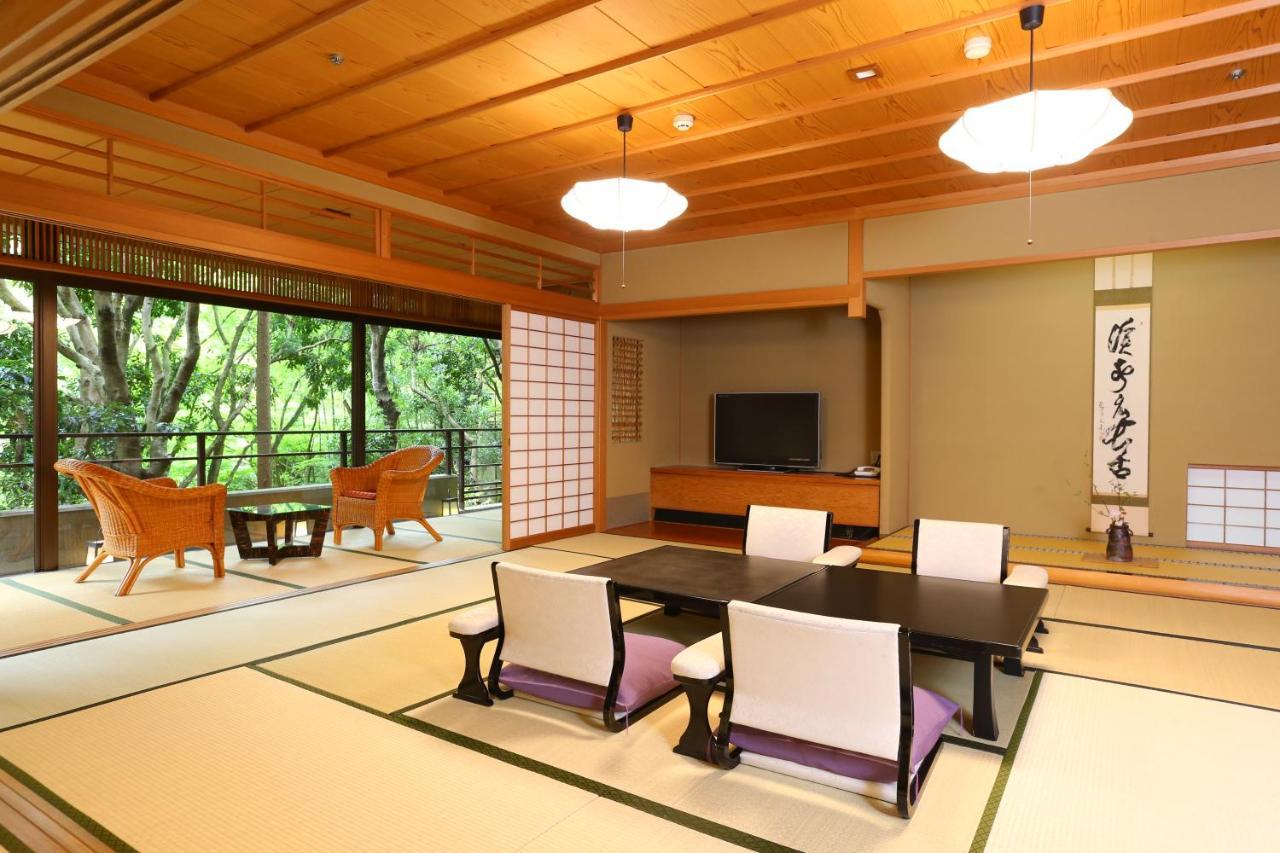 Hotel Sansuirou à Yugawara Extérieur photo