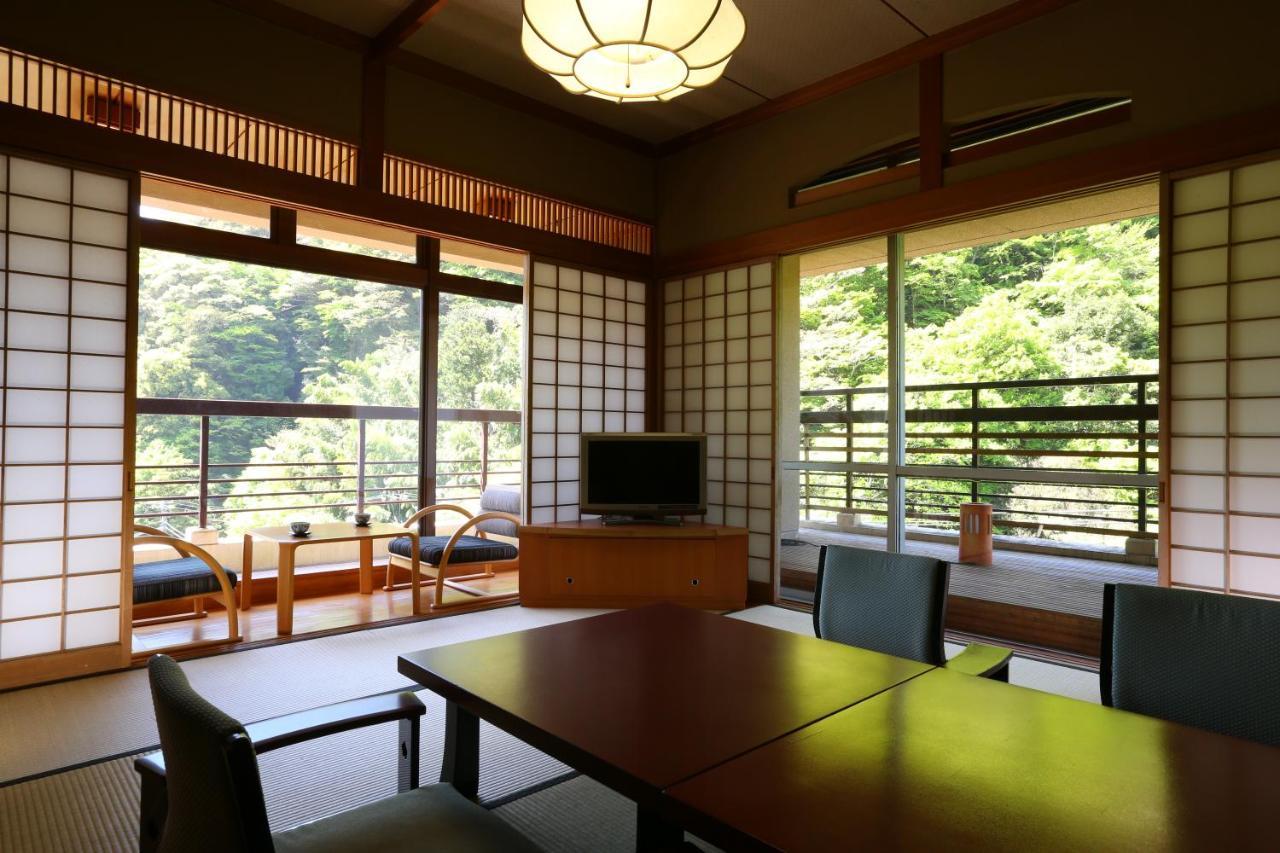Hotel Sansuirou à Yugawara Extérieur photo